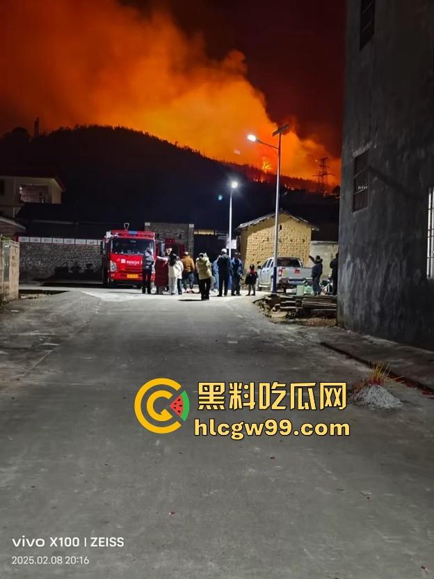 山火频发！肇庆四会下帅出中州方向突发森林火灾，火势蔓延极快，现场堪称恐怖炼狱。  第6张
