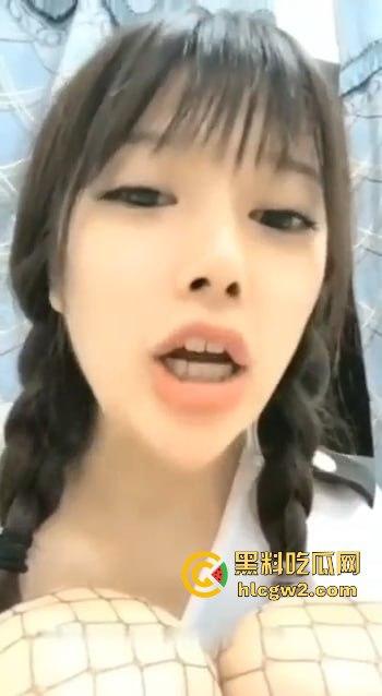 见过双鸡的你,见过双逼吗?两个B的妹子长啥样?双阴道妹子稀有资源曝光 赶紧上车来见识双倍快乐! 第7张 见过双鸡的你,见过双逼吗?两个B的妹子长啥样?双阴道妹子稀有资源曝光 赶紧上车来见识双倍快乐! 第7张