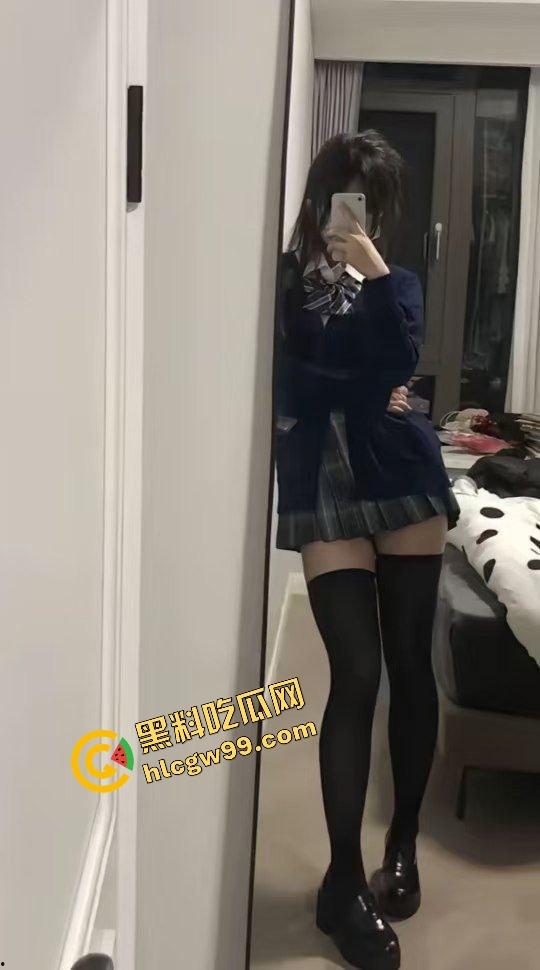 鲁迅美术学院清纯反差学生【李依伊】白皙嫩体黑丝抽插骚穴娇喘，分手遭曝光淫荡性爱 独家流出！  第3张