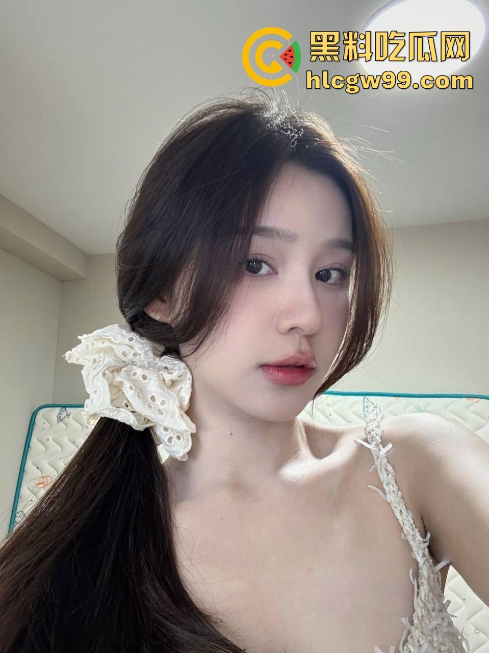 西安教师『孙雪梅 』寒假开放预订？SM视频泄露，奶子不大不小刚好、身材正点媲美模特果然教学有一手！  第3张