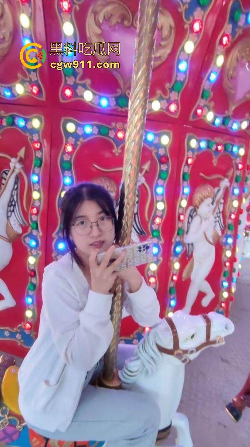 沈阳师大可爱反差学妹【张爱佳】性爱视频曝光,平时高冷校花范儿,私下竟是富二代们的床上尤物! 第4张 沈阳师大可爱反差学妹【张爱佳】性爱视频曝光,平时高冷校花范儿,私下竟是富二代们的床上尤物! 第4张