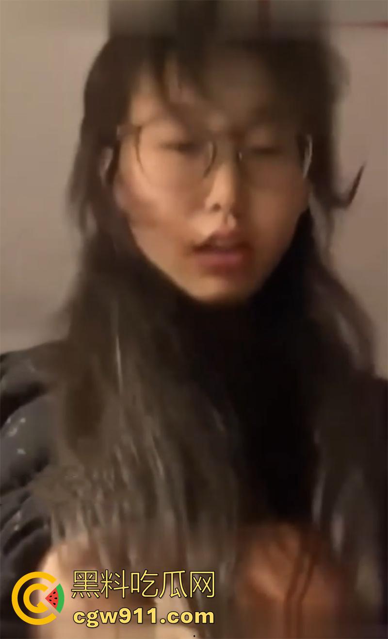 沈阳理工大学【刘欣】清纯学生妹，被富二代包养调教，私密自拍泄露，绝美脸蛋配魔鬼身材，让人欲罢不能！  第7张