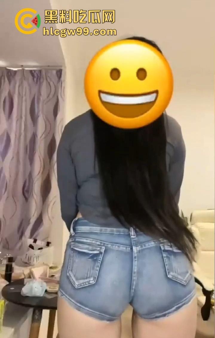 抖音『狐妍 』江西小坦克,彩礼漫天要价,大哥8K连送福利视频带骗炮,爽完直接跑路,白操这辆小坦克! 第8张 抖音『狐妍 』江西小坦克,彩礼漫天要价,大哥8K连送福利视频带骗炮,爽完直接跑路,白操这辆小坦克! 第8张