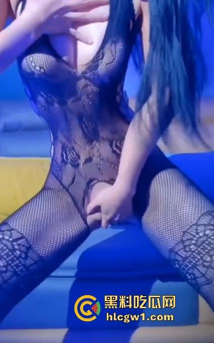 22万粉丝抖音网红【王哥】大翻车!下海跳脱衣舞露点露脸,情调拉满,大小号双双被封! 第7张 22万粉丝抖音网红【王哥】大翻车!下海跳脱衣舞露点露脸,情调拉满,大小号双双被封! 第7张