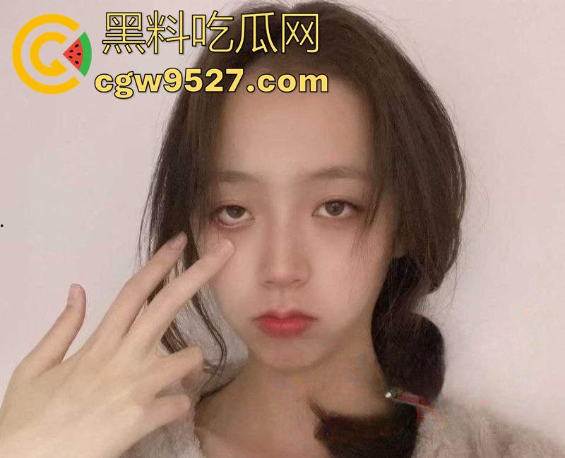 南京师范大学校花【孟钰涵】，清纯颜值御姐身材，被前男友曝光性爱视频，娇嫩身躯被大鸡巴无套爆操！  第5张
