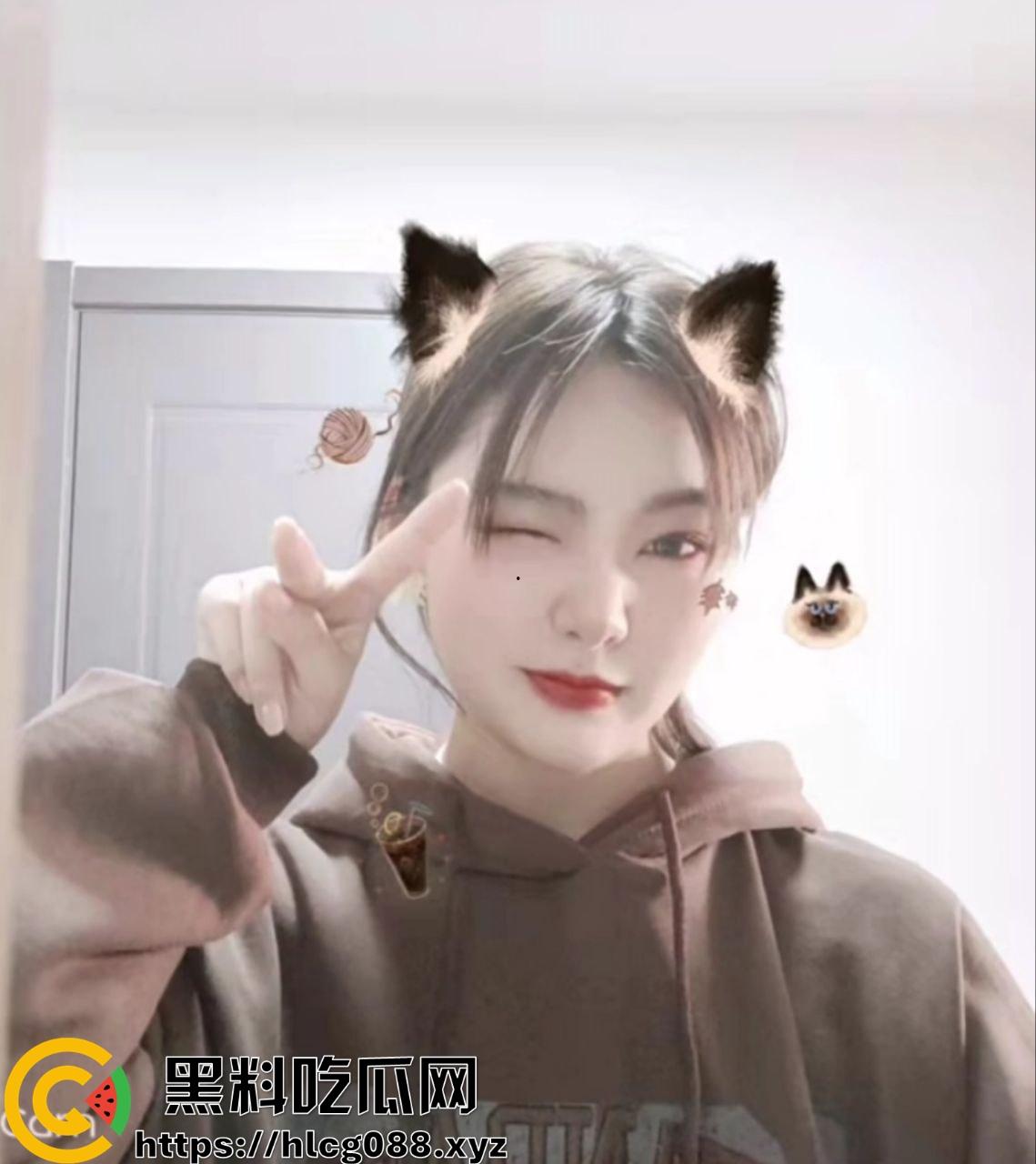 阜阳小骚狗反差烂货【张涵余】嫩脸勾人，背地里逼洞被男人捣烂，男友连毛都没碰过！  第6张