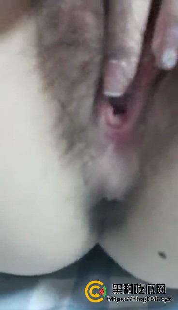 阜阳小骚狗反差烂货【张涵余】嫩脸勾人，背地里逼洞被男人捣烂，男友连毛都没碰过！  第13张