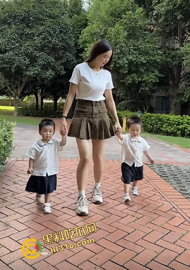 抖音百万粉丝工地『霞姐』一夜人设全崩，带货女神竟是工地野战王，工地里啪啪翻云覆雨，工头爽的摇头！  第6张