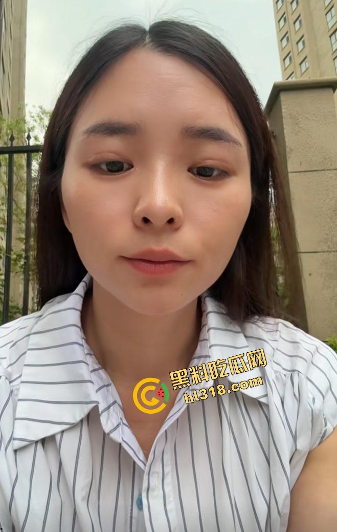 抖音百万粉丝工地『霞姐』一夜人设全崩，带货女神竟是工地野战王，工地里啪啪翻云覆雨，工头爽的摇头！  第9张