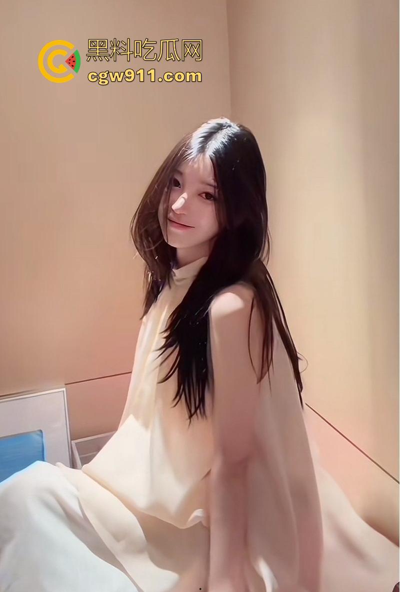 抖音御姐网红【ally】38岁饥渴少妇，收下爱豆韩奎真礼物，不惜为爱冲锋跨国送逼，真是爱情冲昏了头脑！  第6张