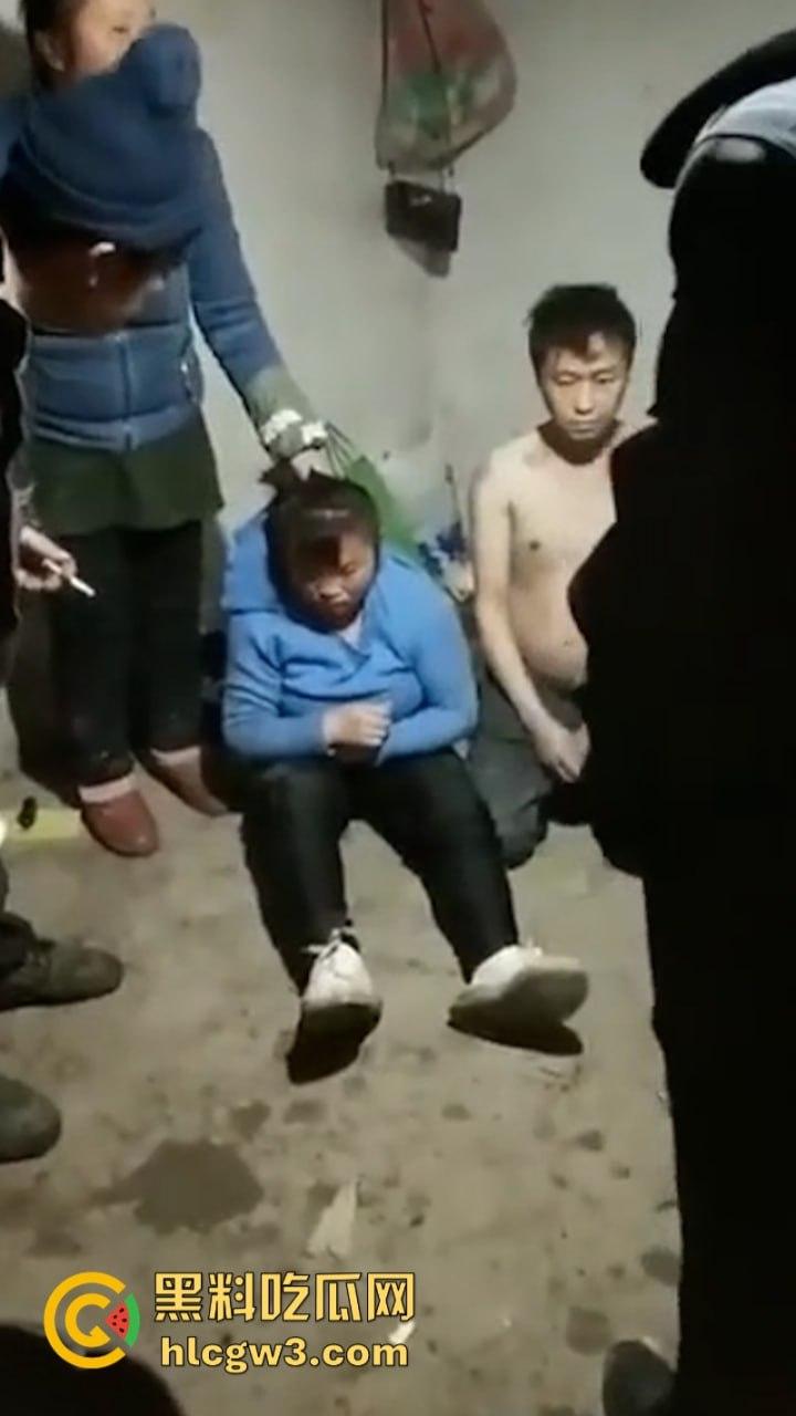 都是骚贱代言人！大型真实捉奸现场合集：铁打的小三 流水的逼 不变的女人改不了的骚  第5张