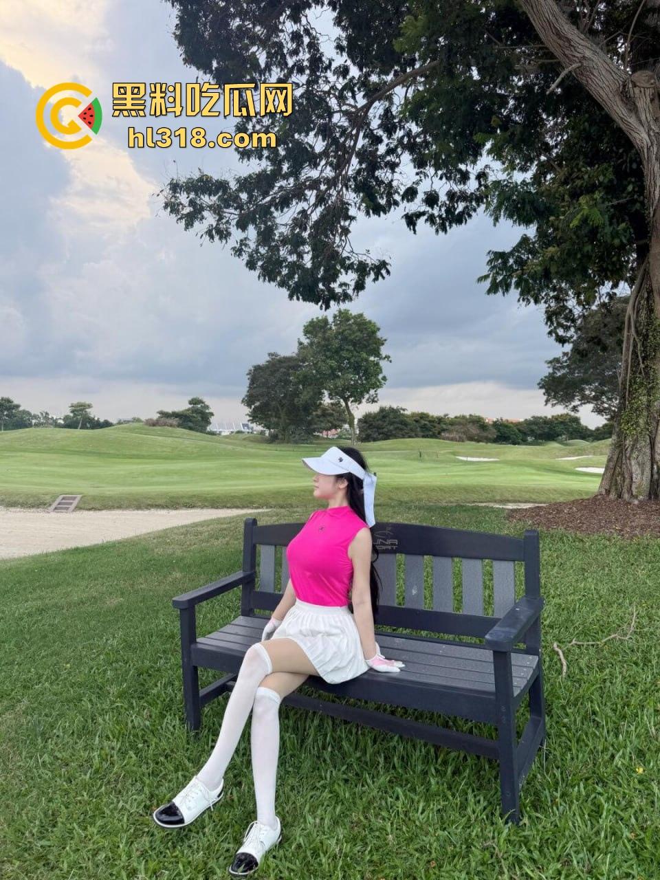 约炮高颜值极品球友，身材高挑性感，床上技术了得，陪完打球还陪睡，真是个尽责的好球友！  第4张