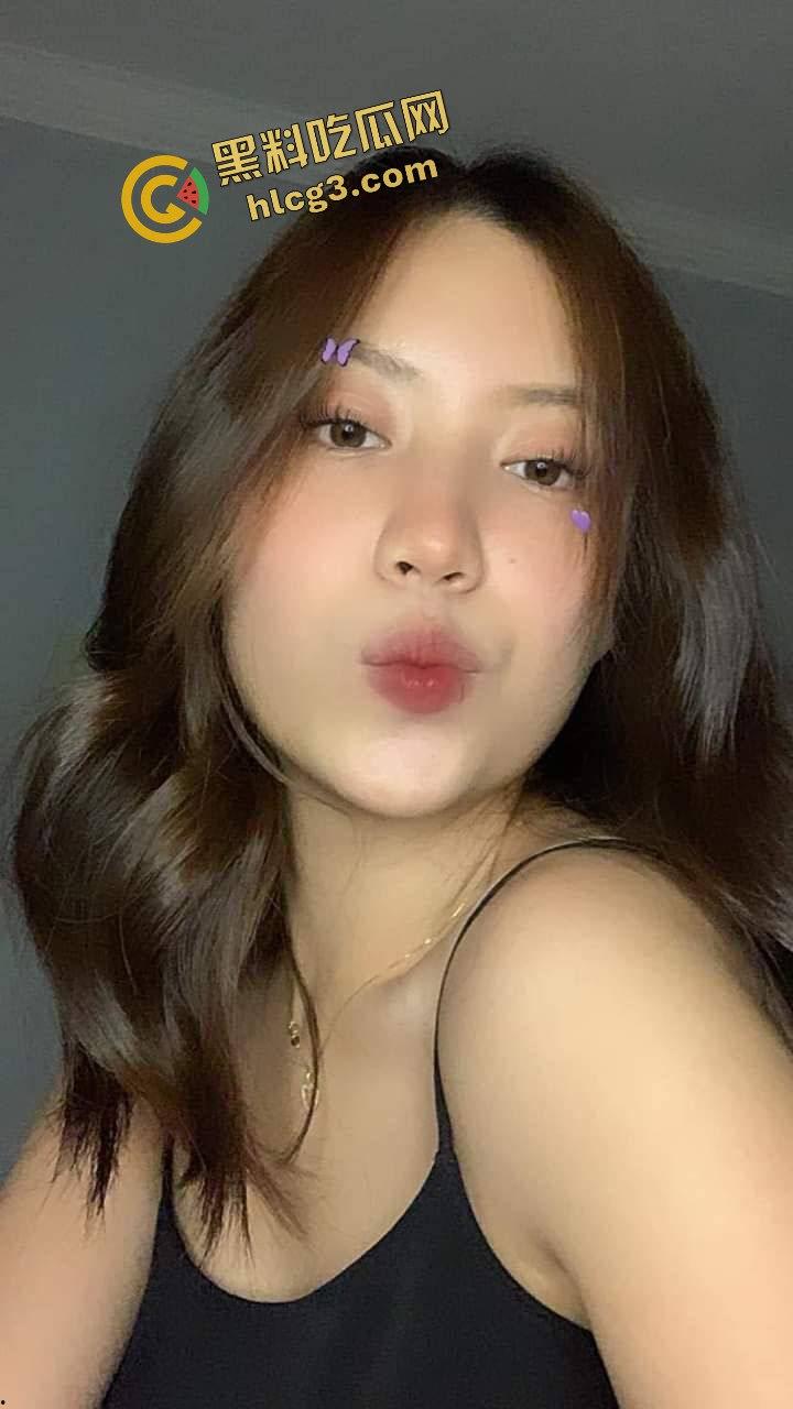 投稿曝光:香港中非混血女大学生『周翰琳』出轨男友偷情单男 视频遭泄密 第2张 投稿曝光:香港中非混血女大学生『周翰琳』出轨男友偷情单男 视频遭泄密 第2张