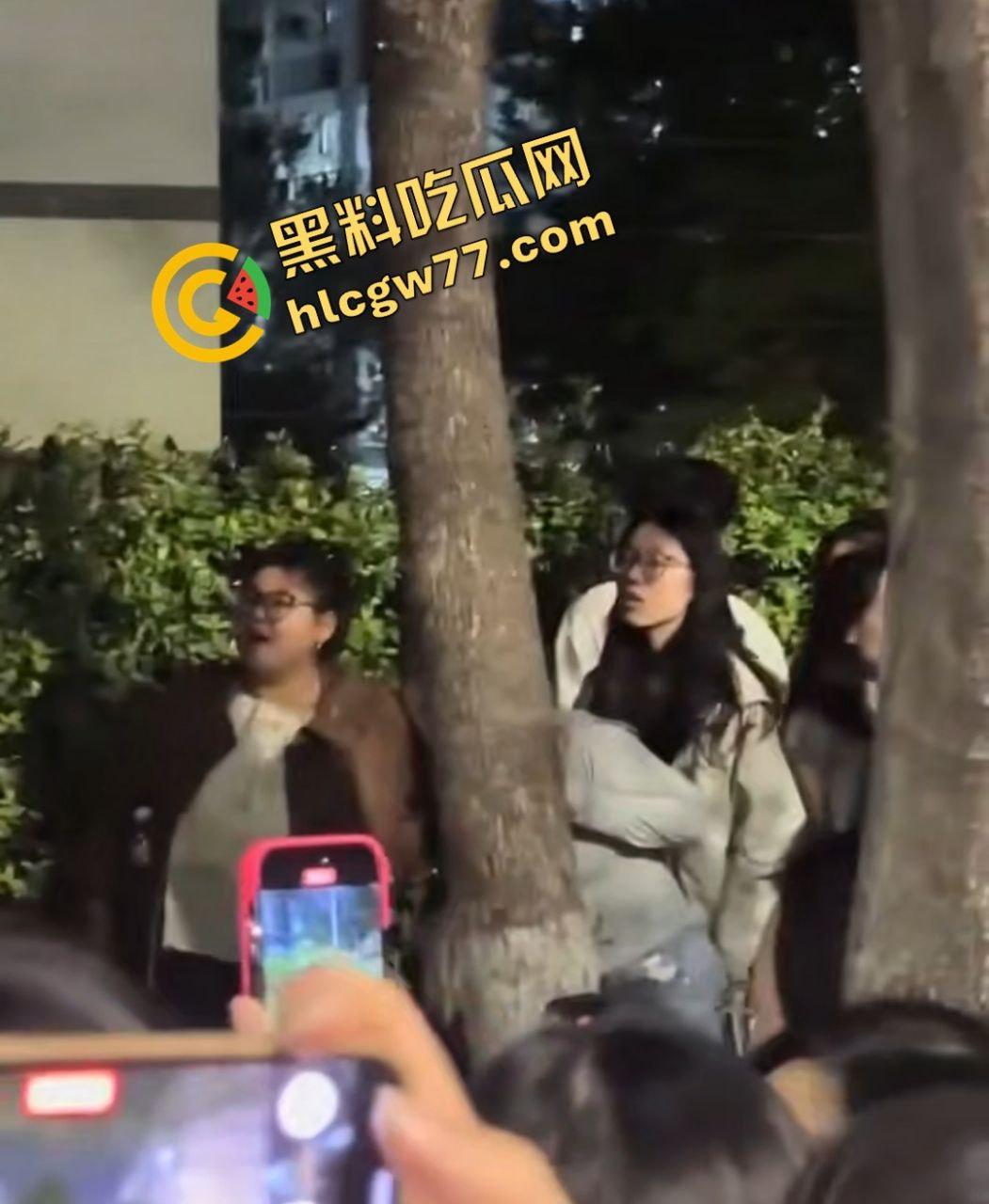 昨晚宣城高中楼下惊天大瓜！纯情男被嫌痘脸甩，闺蜜推新欢，哭瘫宿舍楼下成青春疼痛神剧！  第2张