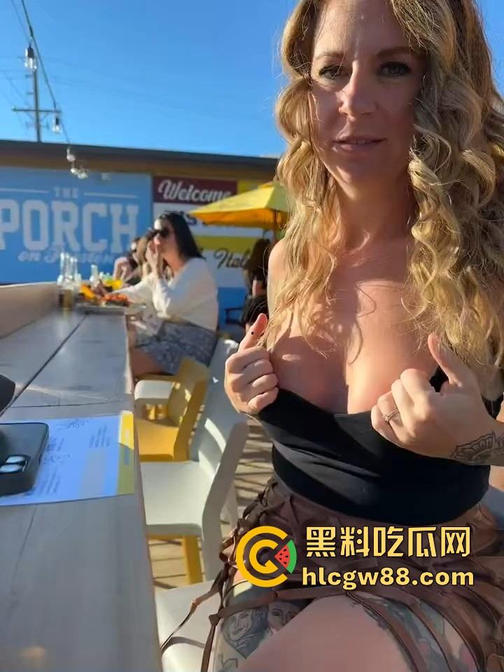 欧洲大奶洋马拒绝束缚,穿内衣?那是对奶子的压迫!真空上街,让饱满双峰自由呼吸新鲜空气! 第7张 欧洲大奶洋马拒绝束缚,穿内衣?那是对奶子的压迫!真空上街,让饱满双峰自由呼吸新鲜空气! 第7张
