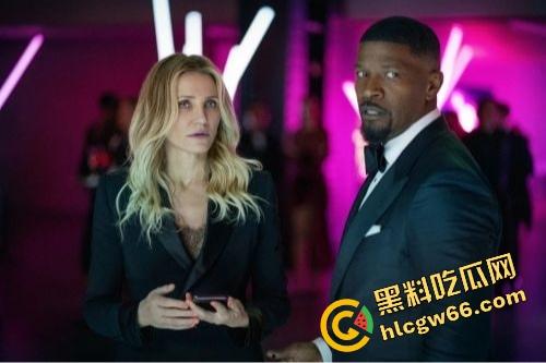 2025最新动作猛片《重返行动》震撼来袭！顶级特工夫妻重出江湖，一边打架一边撒狗粮，燃爆全场！  第4张