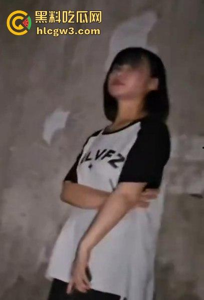 一杯奶茶的钱换城中村的欲望天堂 广州野鸡站街实录 暗访视频揭秘城中村的快餐江湖 3分钟交易效率拉满！  第8张