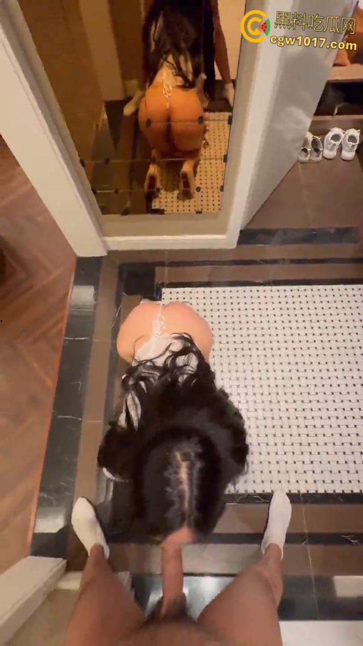 好久没见到姐姐了，临走时喝十个生鸡蛋，性感肉丝平底鞋，猛插姐姐一个小时，把姐姐下体失禁倒在床上抽搐 ！  第6张