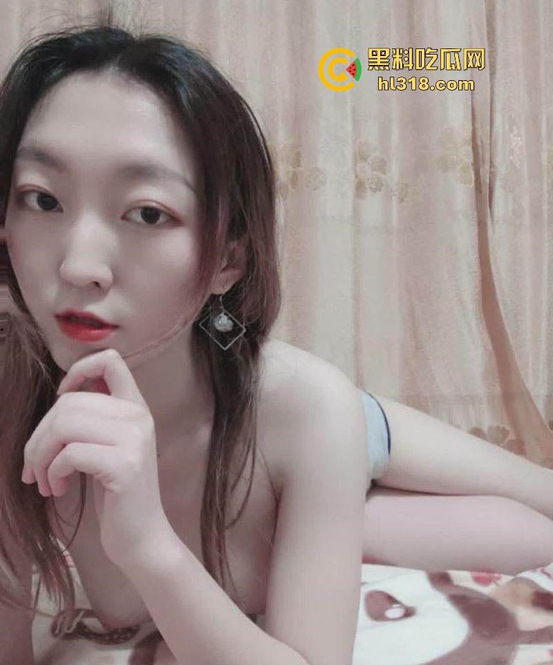 长春大学反差母狗【孙雪路】露脸口交眼神勾魂,美穴被大肉棒猛插,出轨班长视频曝光流出! 第5张 长春大学反差母狗【孙雪路】露脸口交眼神勾魂,美穴被大肉棒猛插,出轨班长视频曝光流出! 第5张