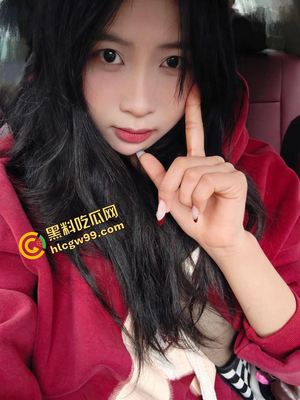 江西上饶社会骚鸡母狗【徐艺敏】金主包养后直接辍学,暴力拽头各种操逼淫叫!独家曝光流出! 第1张 江西上饶社会骚鸡母狗【徐艺敏】金主包养后直接辍学,暴力拽头各种操逼淫叫!独家曝光流出! 第1张