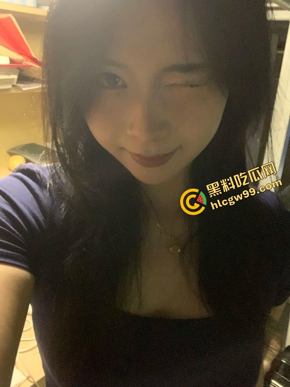 江西上饶社会骚鸡母狗【徐艺敏】金主包养后直接辍学,暴力拽头各种操逼淫叫!独家曝光流出! 第2张 江西上饶社会骚鸡母狗【徐艺敏】金主包养后直接辍学,暴力拽头各种操逼淫叫!独家曝光流出! 第2张