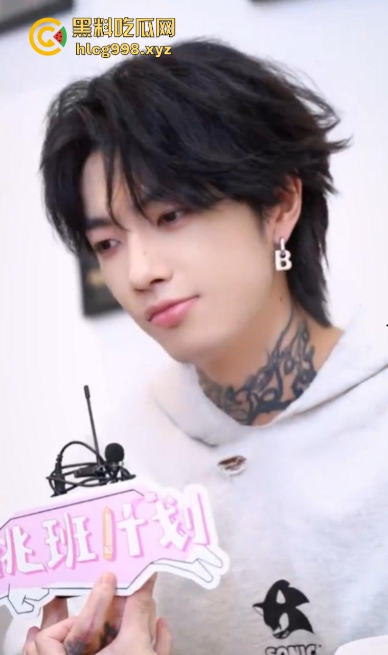 “溜狗呢”吴欣蔓指名道姓要手撕渣男赵珂!今天不痛不痒发一条“喝多了” 第7张 “溜狗呢”吴欣蔓指名道姓要手撕渣男赵珂!今天不痛不痒发一条“喝多了” 第7张