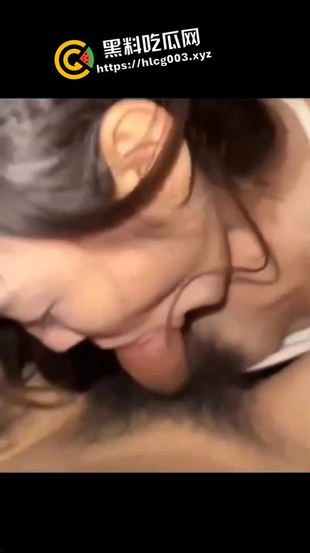 外网疯传！泰国百万粉丝网红【pimm mmss】口交自慰视频被金主流出 开朗嫩妹嘴里都是活 人美逼受罪  第11张