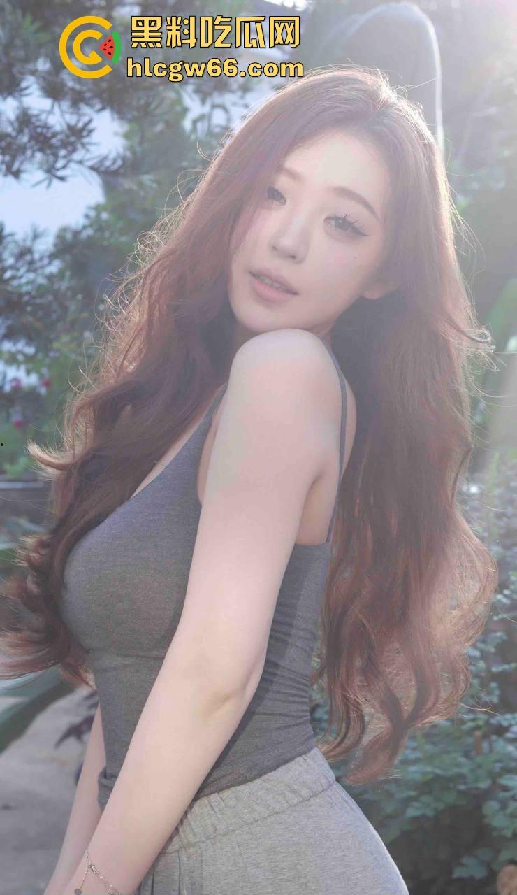 这风骚少妇是真疯了，口交深喉到根，吞精无压力，颜射还主动张嘴笑，熟女界的天花板非她莫属！  第1张