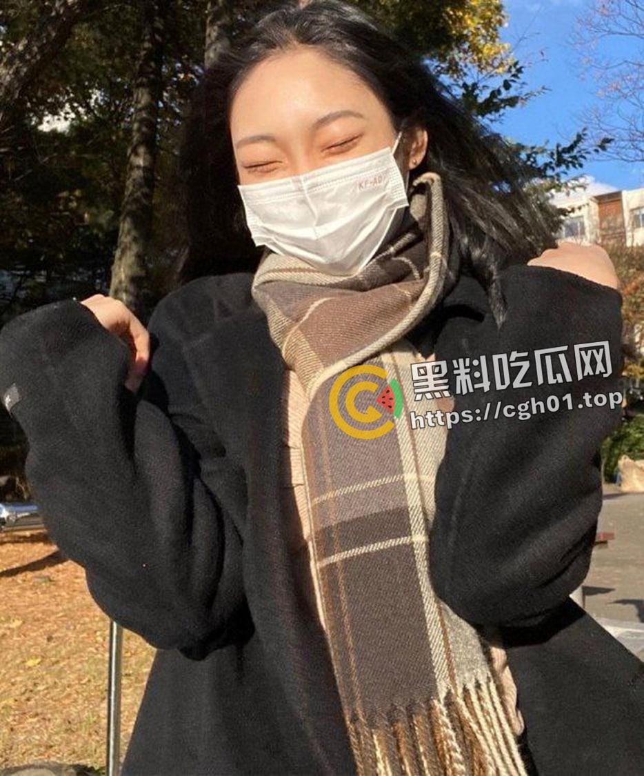 南韩美女健身教练  极品身材 身上写满字被肌肉男爆操 完美的韩国棒子肉便器 第1张