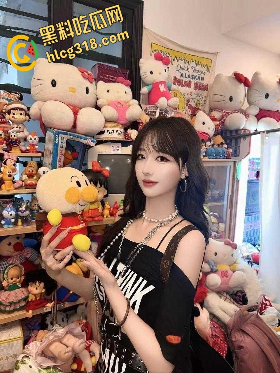 华中农业大学校花【贺晓菲】，骑在学长身上前后全自动，无套内射白浆伴随精液喷涌而出！  第4张