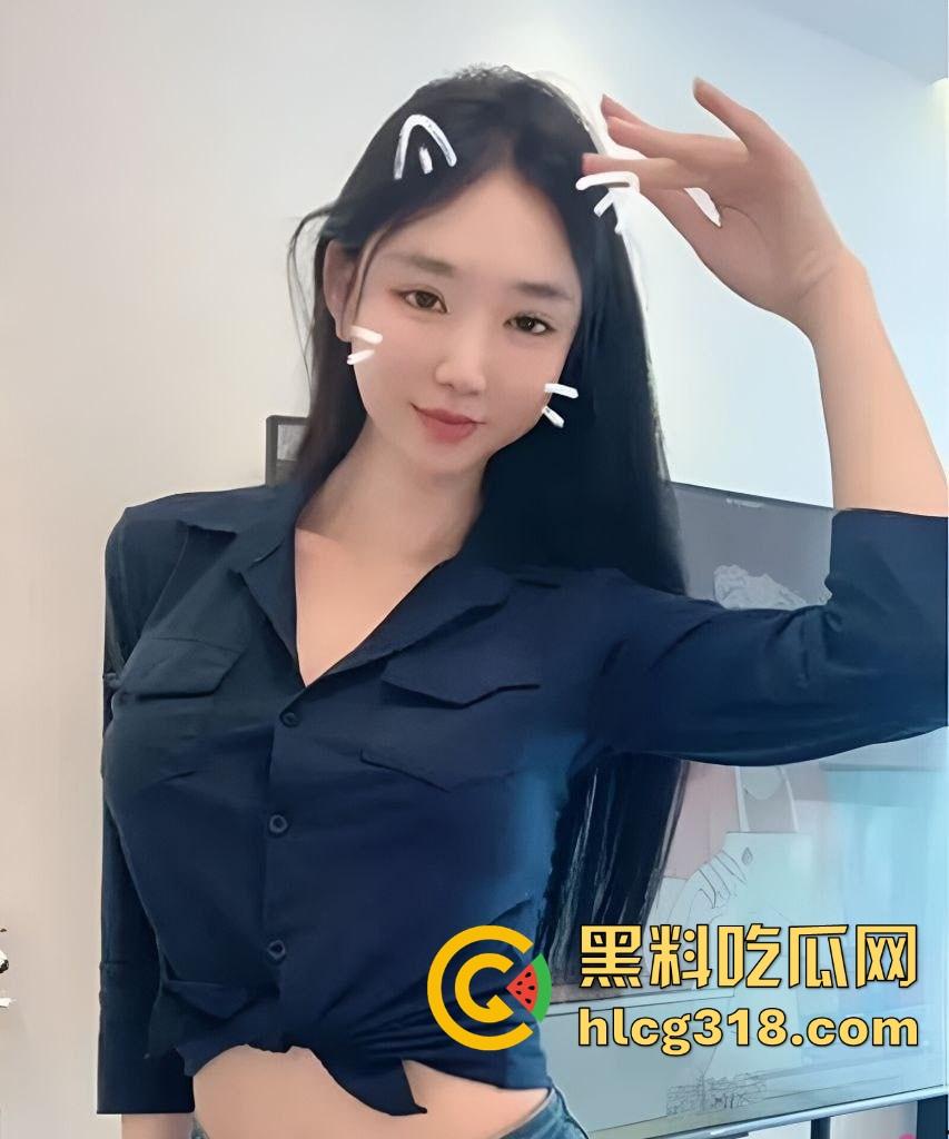 抖音性感网红【安婧】裸聊视频流出！情趣内衣轮番上阵，蹶翘臀掰逼自慰，淫骚到炸！  第2张