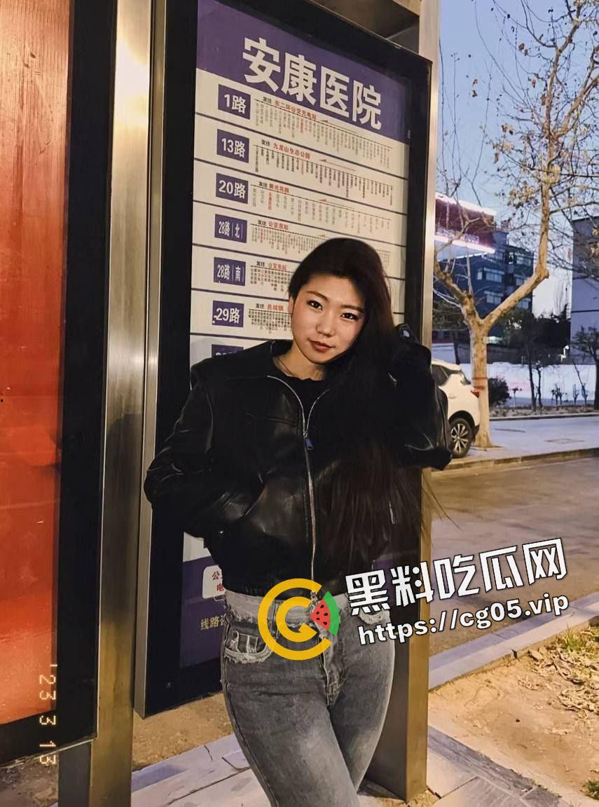 邯郸K8会所坐台小姐 有男朋友还私下约富二代玩调教 视频全是正脸还不承认 被男友曝光  第3张