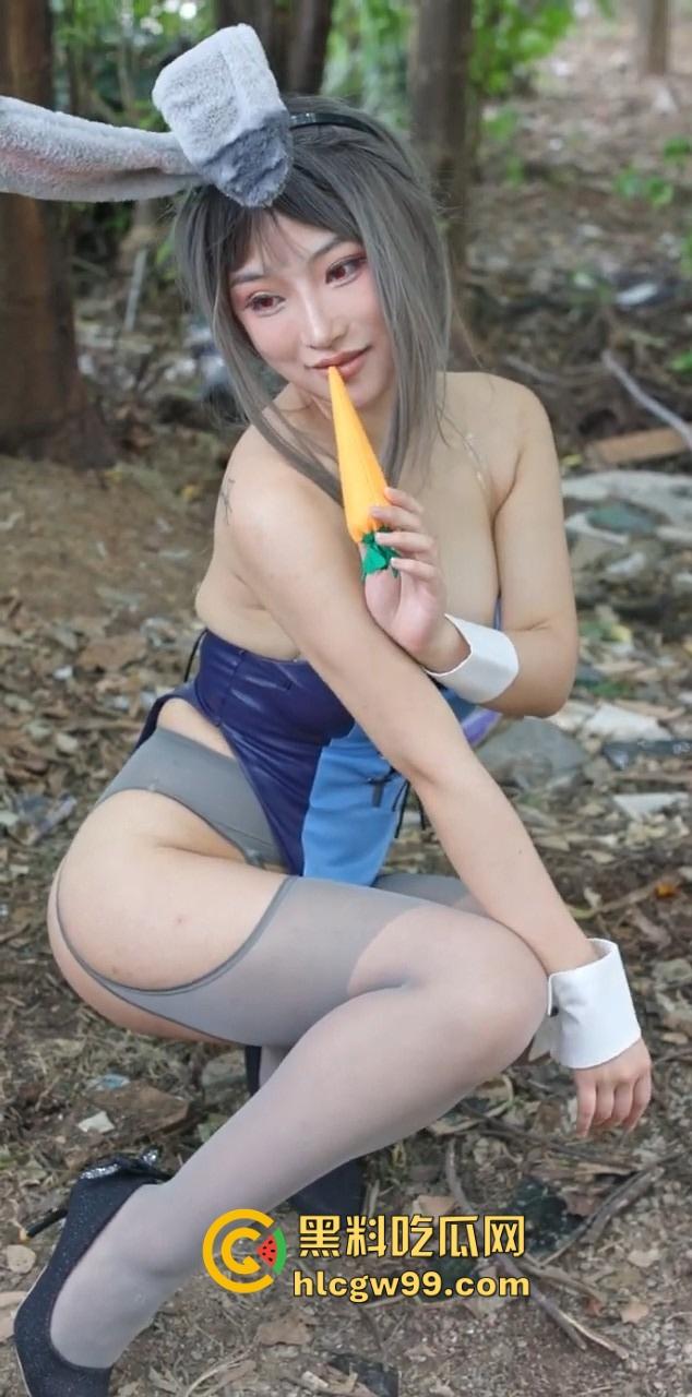 早知道摄影能白嫖COS骚货，老子当年一定刻苦学！摄影师拍着拍着就能操，怪不得个个玩命端相机！  第5张