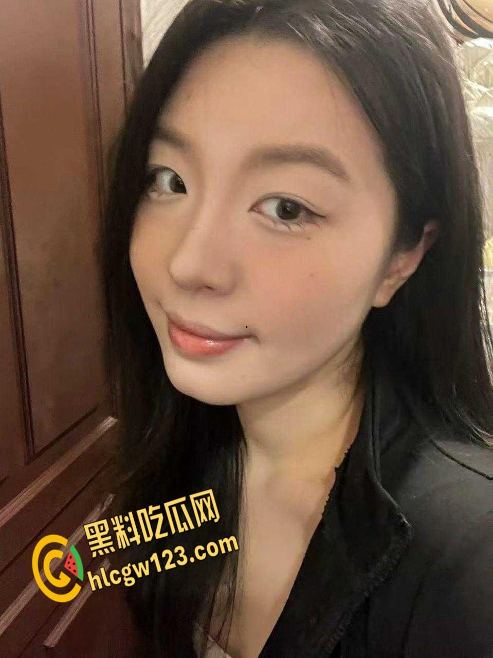 浙江嘉兴气质女幼师【曾素瑶】，出轨健身教练曝光，高颜值女神就此沦为肉棒的玩物！  第1张