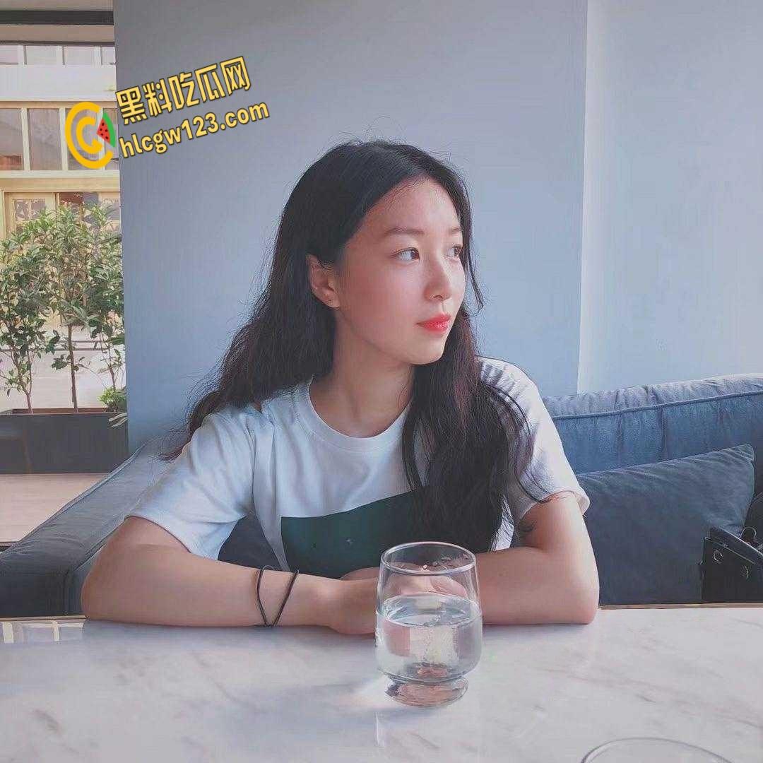 浙江嘉兴气质女幼师【曾素瑶】，出轨健身教练曝光，高颜值女神就此沦为肉棒的玩物！  第2张