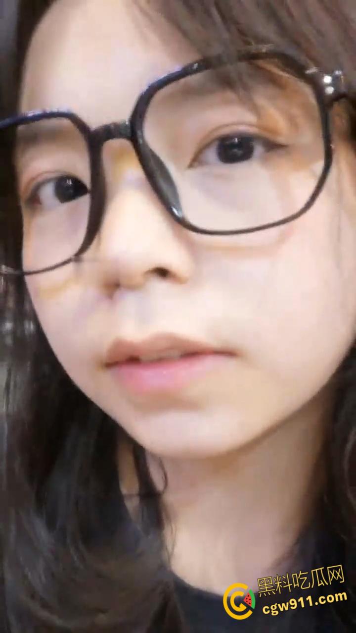 陕西师范大学【王萌萌】,被大叔pua微信调教,狗链乳环户外露出,穿上情趣内衣被花样猛操嫩穴 ! 第7张 陕西师范大学【王萌萌】,被大叔pua微信调教,狗链乳环户外露出,穿上情趣内衣被花样猛操嫩穴 ! 第7张