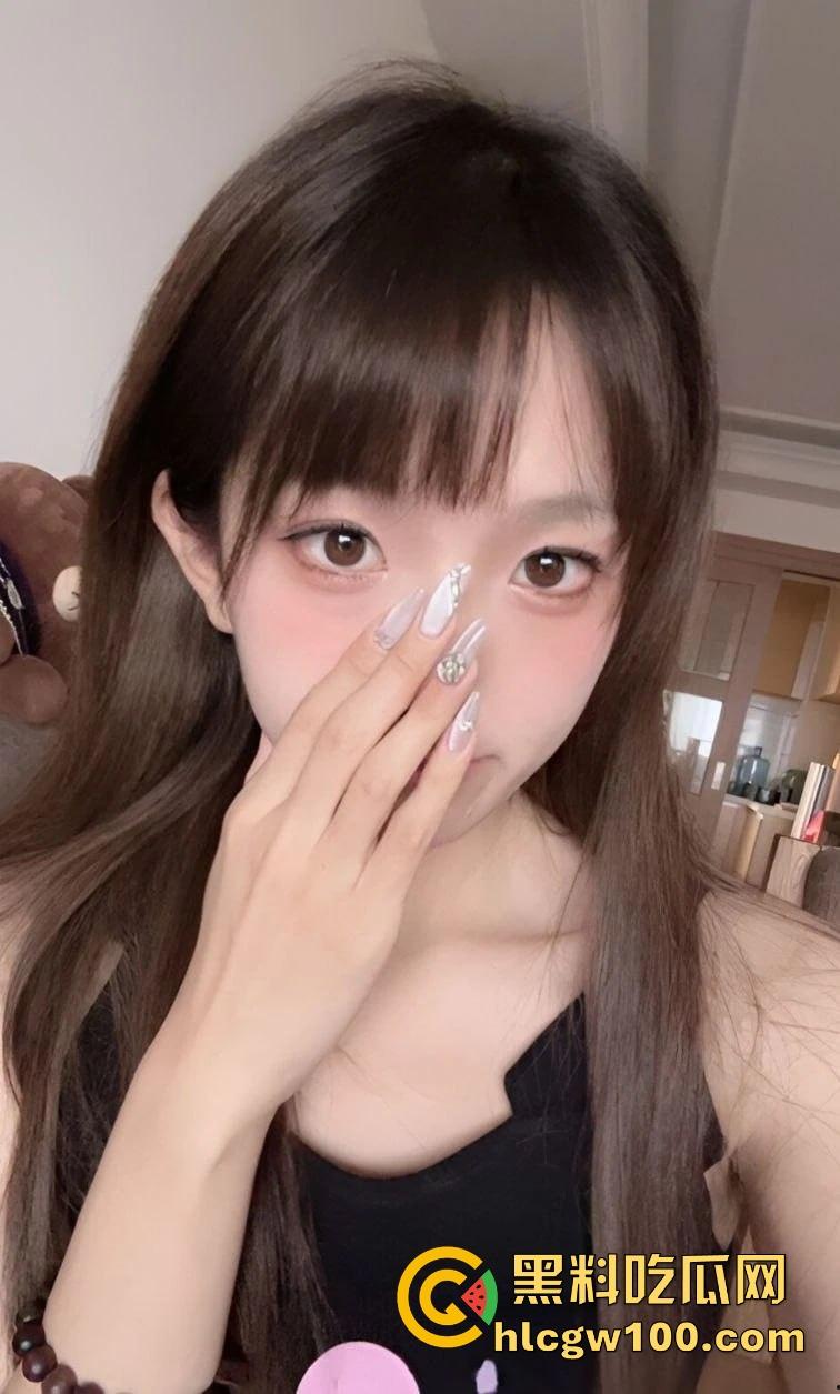 长沙女大学生【刘子玥】在线裸聊骚操作拉满，隔着屏幕伸舌头要特仑苏，奶香味从镜头溢出来特仑苏麻烦结下款！  第6张