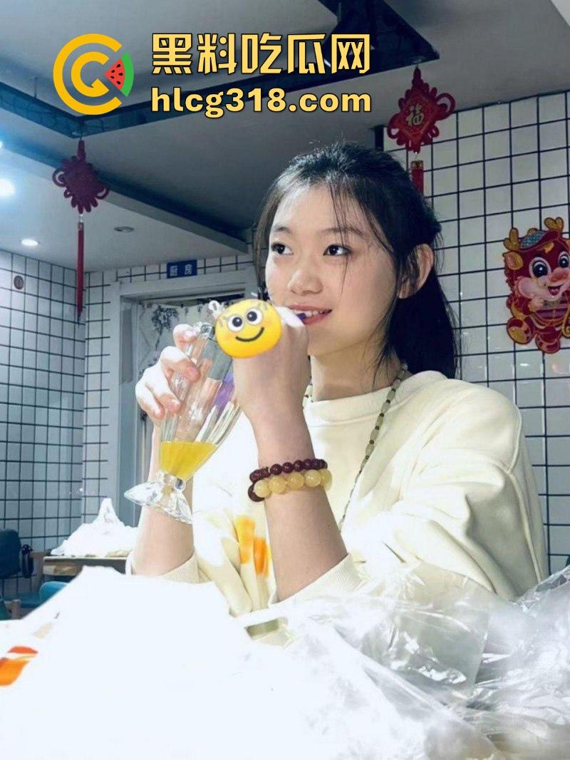 沈阳师范舞蹈学院【孙熙妍】假期连操三天三夜 叫得比闹钟还准 时刻准备着含蛋深喉服侍猛男！  第1张