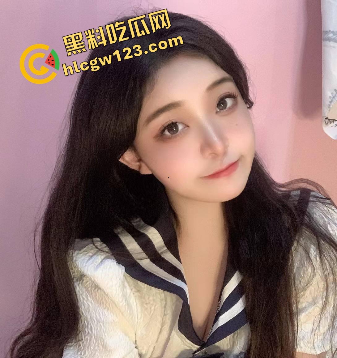 浓精当晚宴，苏州【jenny】靠口技拿下整个LV专柜，大哥轮着来她轮着吞，一个包一个射靠嘴混出圈！  第2张