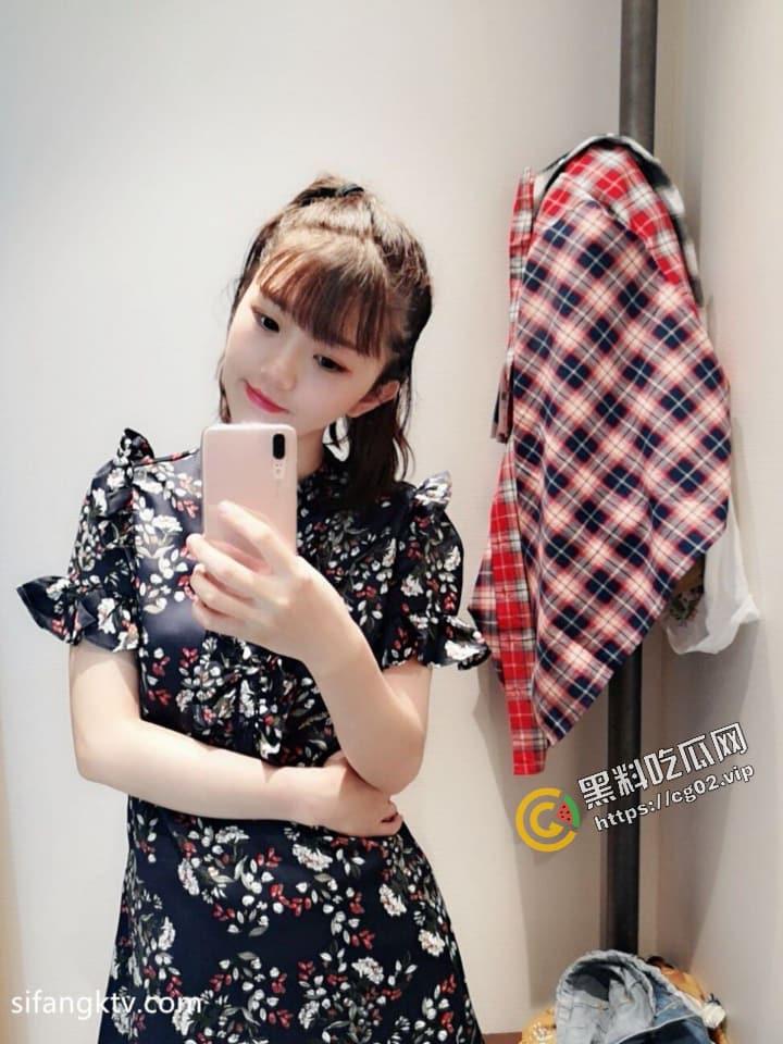 极品反差婊【李欣】被男友调教，做爱中语音套路追求者，模拟做爱过程，咦人还怪好的，让舔狗也有参与感  第5张