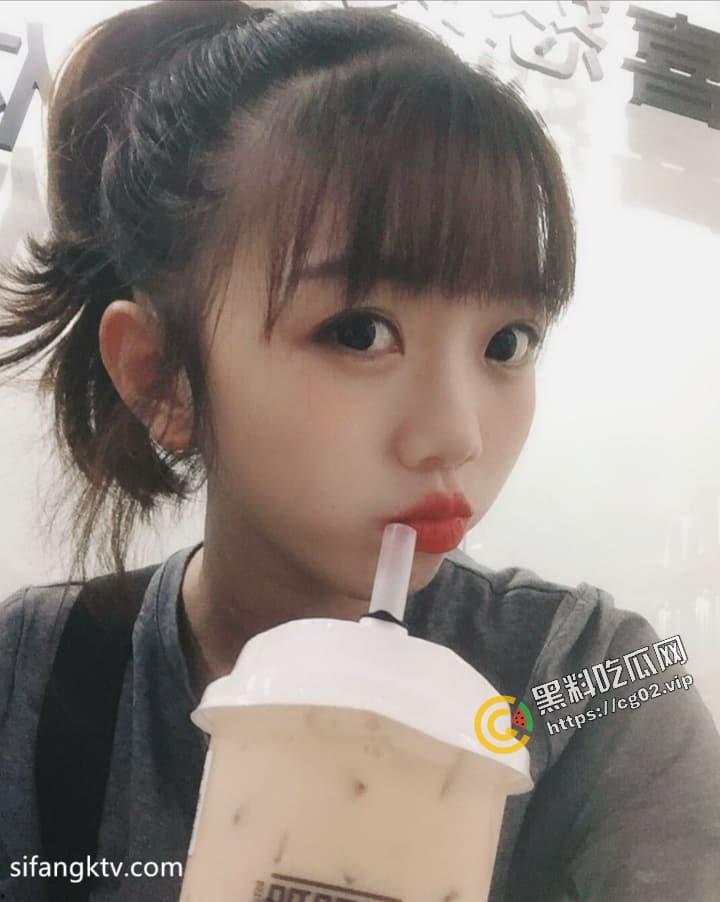 极品反差婊【李欣】被男友调教，做爱中语音套路追求者，模拟做爱过程，咦人还怪好的，让舔狗也有参与感  第6张