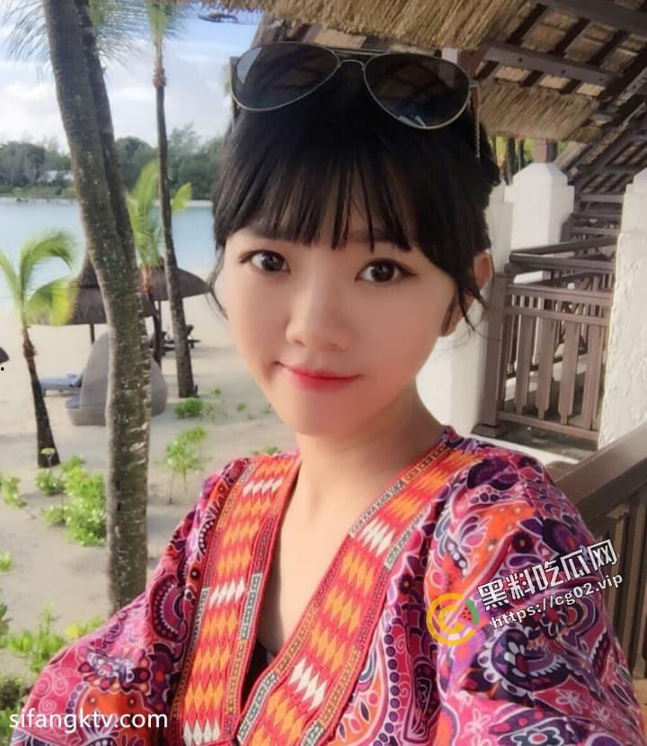 极品反差婊【李欣】被男友调教，做爱中语音套路追求者，模拟做爱过程，咦人还怪好的，让舔狗也有参与感  第9张