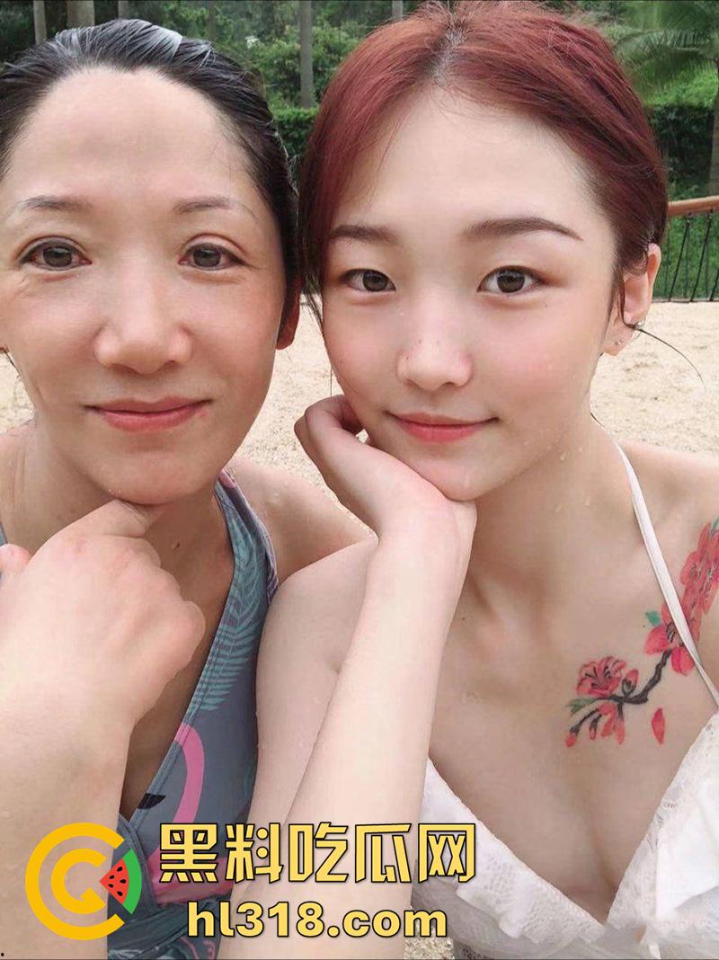 清纯颜值白富美【张欣玥】，表面富家千金背地里骚母狗一条，给主人深喉吃屌淫靡喘息，大量不雅视图流出！  第2张