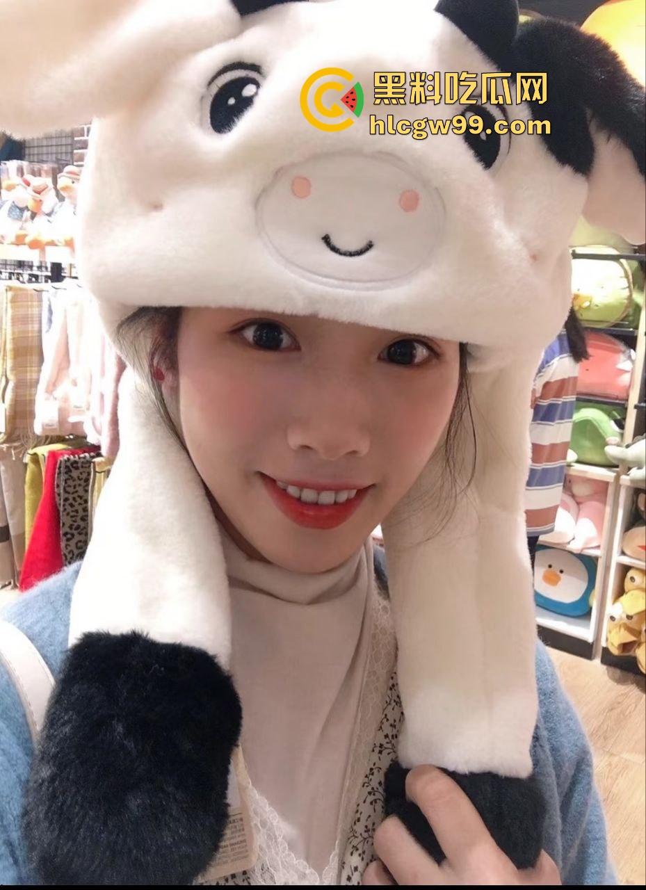 光是用眼睛看着你就能射精，天底下还有这种功夫？御姐豪乳大雷骚鸡用奶子+盯射给你答案！独家流出！  第4张