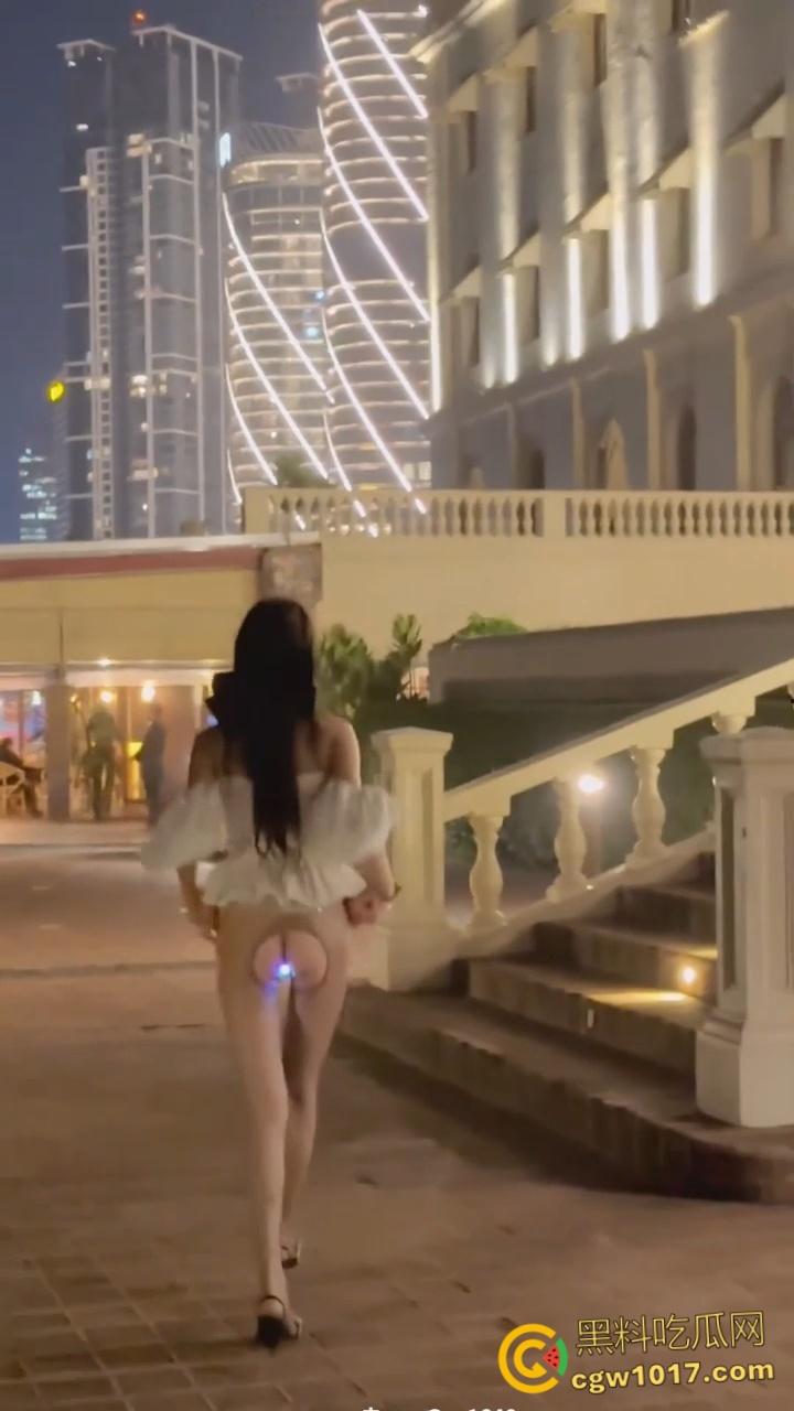 露出界天花板【彤彤乖】,酒店叫小哥进门修水管,浑身赤裸三点全露勾引,小哥竟强装镇定,这也能忍得住太牛了! 第8张 露出界天花板【彤彤乖】,酒店叫小哥进门修水管,浑身赤裸三点全露勾引,小哥竟强装镇定,这也能忍得住太牛了! 第8张