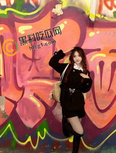 高端泄密流出反差婊极品顔值女神 姜瑜 人前女神 私下贱母狗跪舔屁眼 沦为了富二代男友的性玩物  第3张