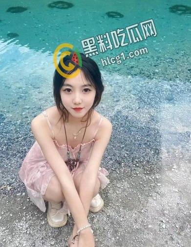 高端泄密流出反差婊极品顔值女神 姜瑜 人前女神 私下贱母狗跪舔屁眼 沦为了富二代男友的性玩物  第7张