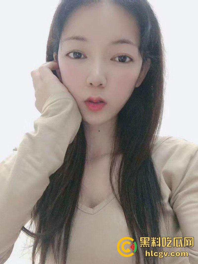 马来西亚博士巨乳反差美女 不雅视频流出 圆润双峰勾人心神 粉嫩乳头奶香四溢  第4张