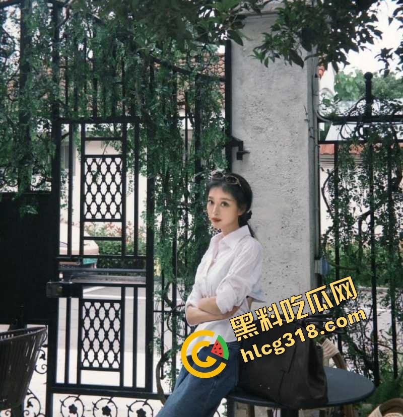 短剧女演员『腾泽文』聊天记录被爆出秒删，剧组夫妻戏玩到现实早期潜规则视频被扒出，微博热搜疯狂控评！  第5张