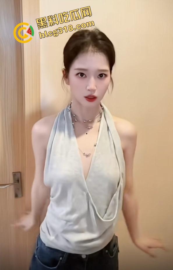 短剧女演员『腾泽文』聊天记录被爆出秒删，剧组夫妻戏玩到现实早期潜规则视频被扒出，微博热搜疯狂控评！  第9张